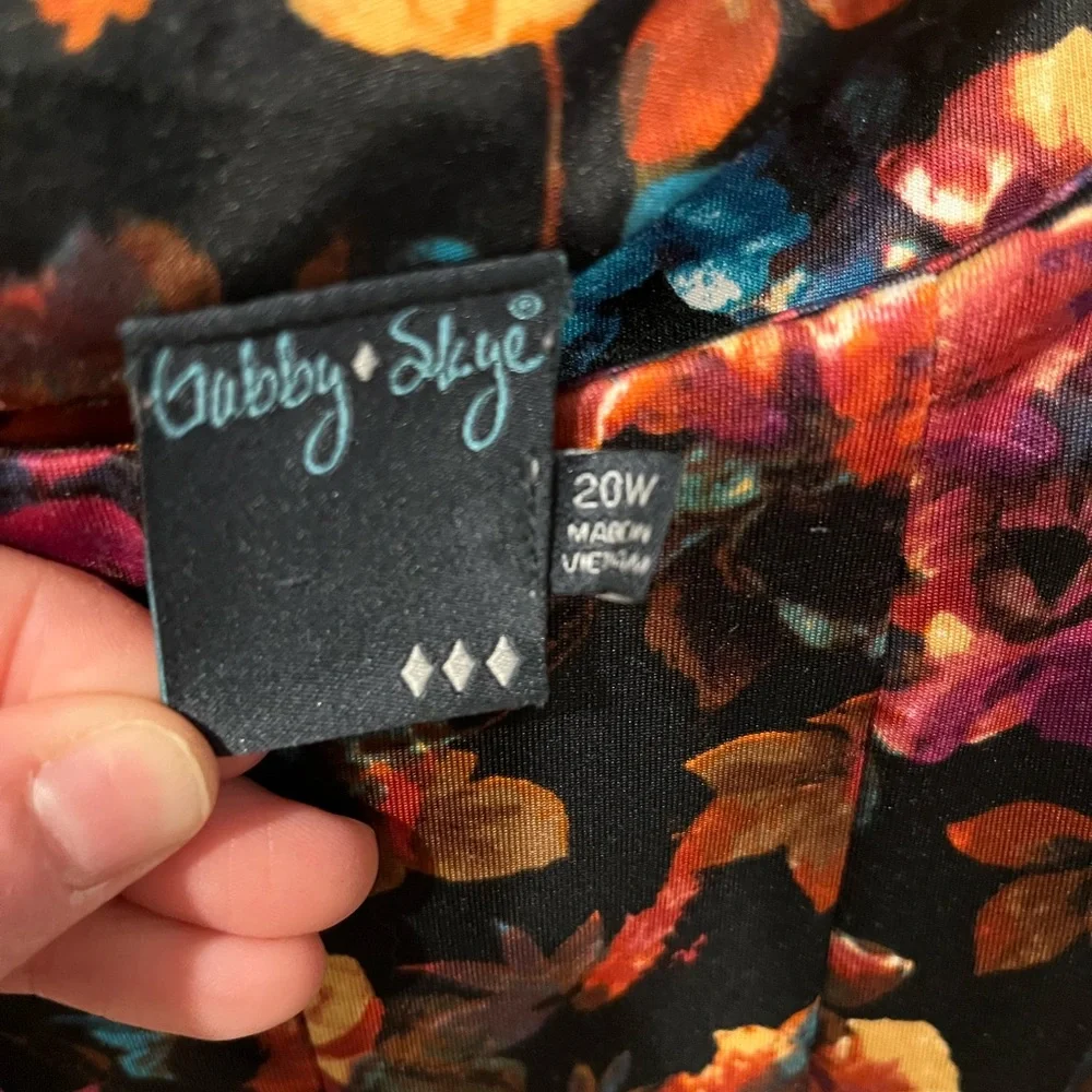 Cottagecore Boho Multicolor Floral Midi Scuba Dress by Gabbye Skye - Size 20 - Picture 5 of 6